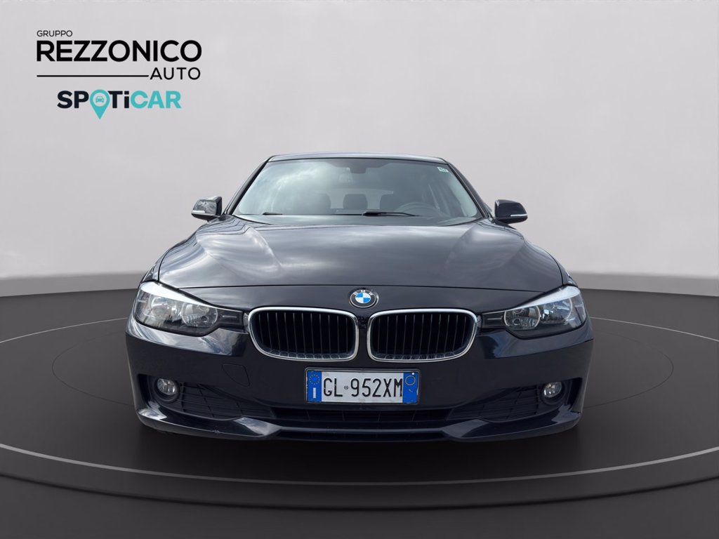 BMW 318d Touring Business auto - NEOPATENTATI