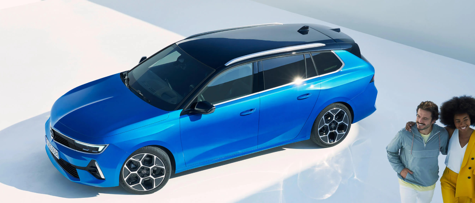 Nuova Astra Sports Tourer Desk